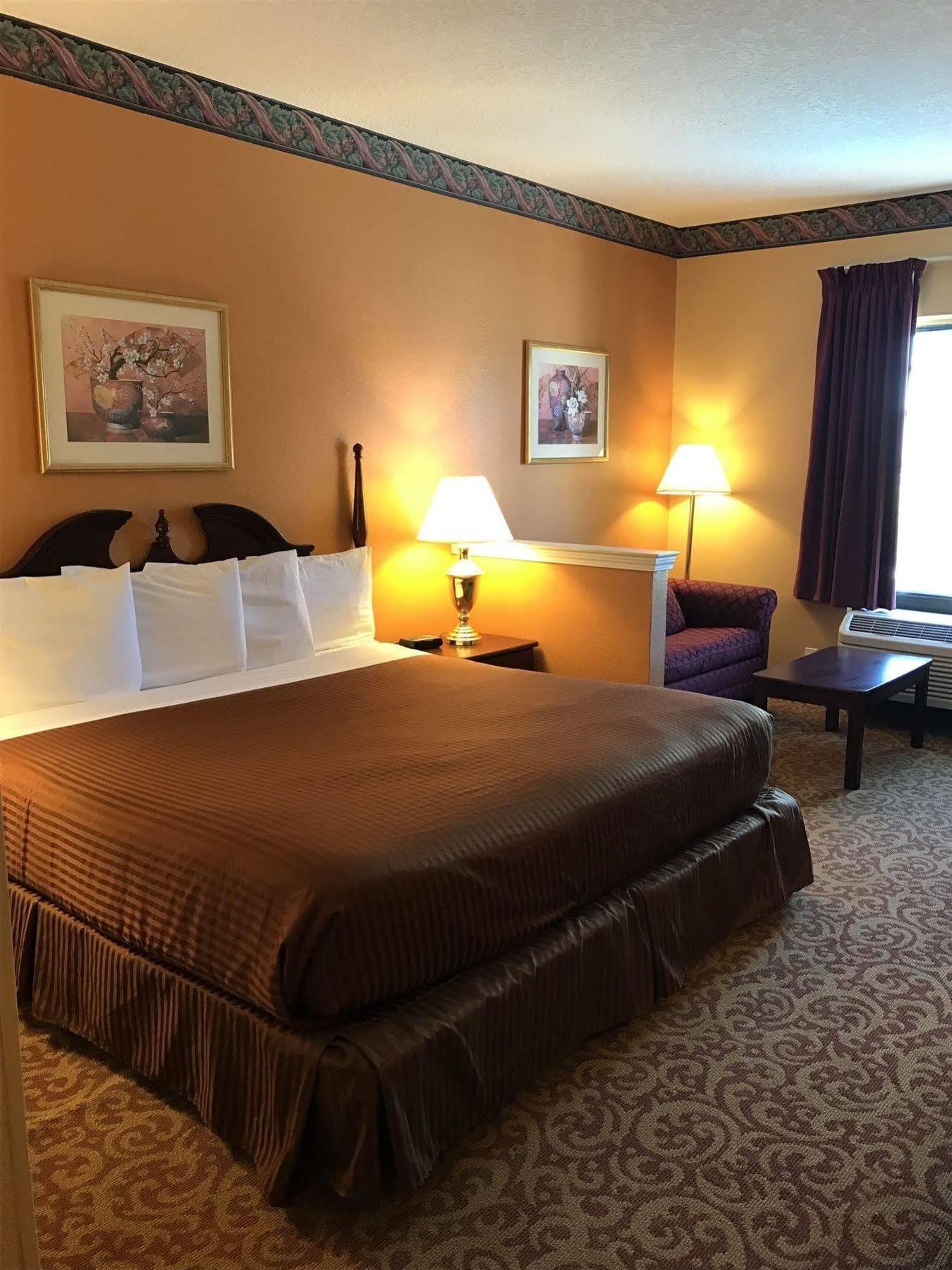 Luxury Suites Пенсакола Экстерьер фото